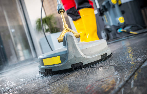 Why Choose Our Certified Pressure Washing Experts for Your Project Needs in Garden Grove, FL?